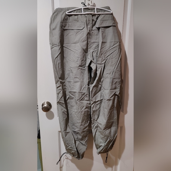 Parachute pant - Picture 2 of 2